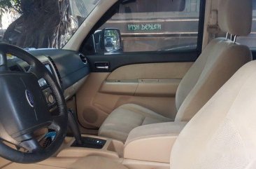 Black Ford Everest 2011 for sale 