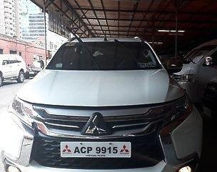 Selling White Mitsubishi Montero Sport 2016