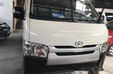 Toyota Hiace 3.0 Commuter MT 2018 for sale 