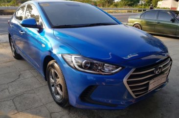 Selling Hyundai Elantra 2017 Manual Gasoline in Alaminos