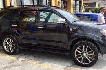 Selling Toyota Fortuner 2009 Automatic Gasoline in Caloocan