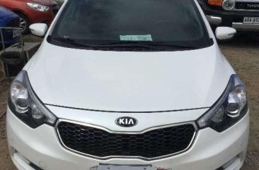 Selling 2nd Hand Kia Forte 2016 Hatchback in Cainta