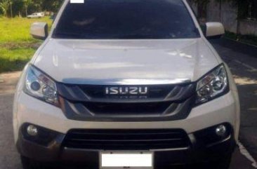 Selling 2nd Hand (Used) Isuzu Mu-X 2015 in Nagcarlan