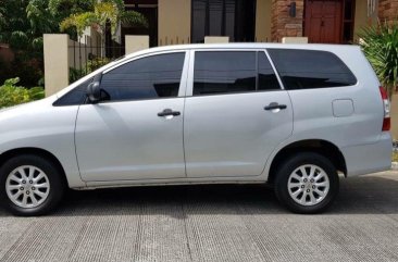 2nd Hand 2015 Toyota Innova for sale in Carmona