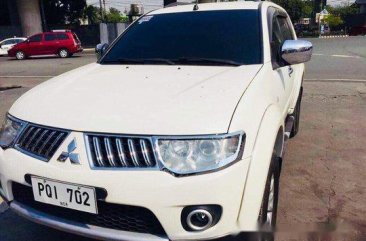 White Mitsubishi Montero Sport 2010 for sale 