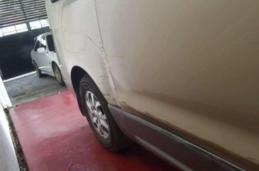 Selling Hyundai Starex 2010 Automatic Diesel in Las Piñas