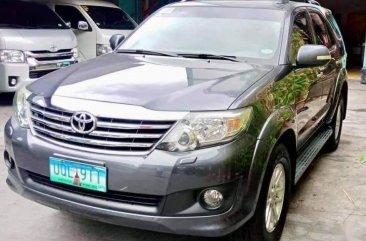 Selling 2nd Hand (Used) Toyota Fortuner 2012 in Quezon City