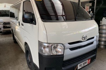 Selling White 2017 Toyota Hiace Van in Quezon City