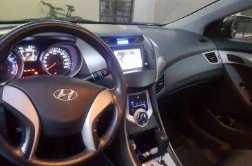 Selling Blue 2011 Hyundai Elantra 