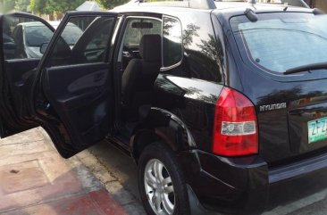 Selling Used Hyundai Tucson 2006 Automatic Diesel at 120000 km in Marikina