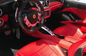 For sale Used 2014 Ferrari California Convertible in Quezon City