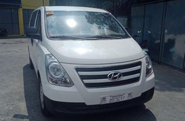 Selling 2nd Hand Hyundai Starex 2016 in Cainta