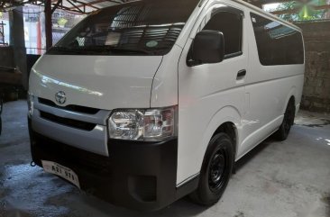 Selling White Toyota Hiace 2018 Manual Diesel in Quezon City