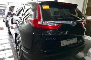 Selling Used Honda Cr-V 2018 in Makati