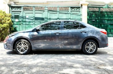 2nd Hand Toyota Corolla Altis 2015 for sale in Quezon City