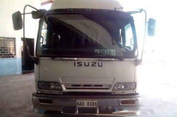 2nd Hand Isuzu Forward 2016 for sale in Guiguinto