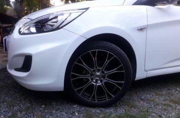 2nd Hand Hyundai Accent 2017 Automatic Gasoline for sale in Imus