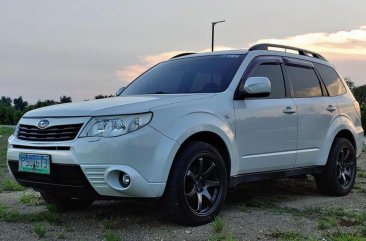 Selling 2nd Hand Subaru Forester 2010 Automatic Gasoline