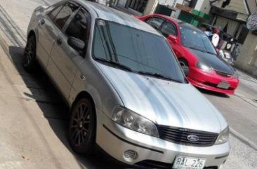 Selling 2nd Hand Ford Lynx 2004 in Pulilan