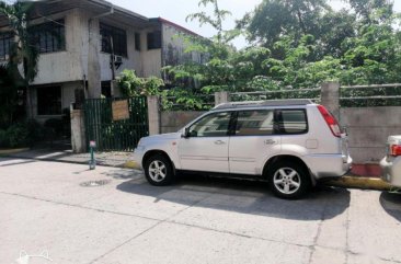 Selling Used Nissan X-Trail 2006 in Pasay