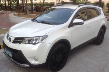 Selling Used Toyota Rav4 2013 Automatic Gasoline in Pasig