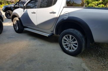 Selling Used Mitsubishi Strada 2014