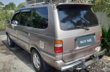 Selling Toyota Revo 1998 Manual Gasoline in Naga