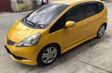 Selling 2nd Hand 2009 Honda Jazz at 70000 km in Manila