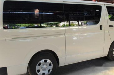 Selling White Toyota Hiace 2017 in Quezon City