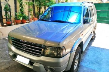 Selling Ford Everest 2005 Manual Gasoline in Quezon City