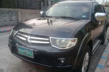 Selling Used Mitsubishi Strada 2011 in Marikina