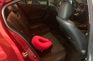 Selling Used Mazda 3 2018 in Pasig