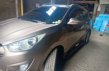 Used Hyundai Tucson 2012 Automatic Diesel for sale in Talisay