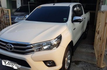 Toyota Hilux 2016 Manual Diesel for sale in Pasig