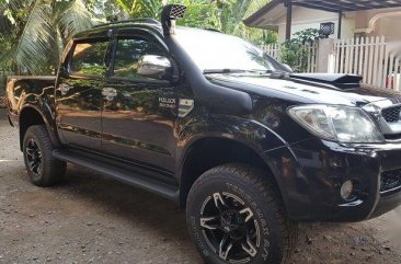 Selling Toyota Hilux 2012 Manual Diesel in Davao City