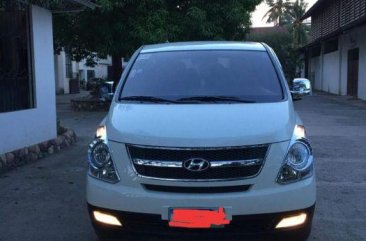 Selling Used 2010 Hyundai Grand Starex 