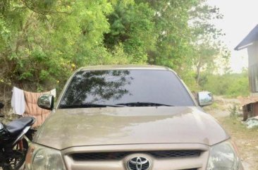 Selling Toyota Hilux 2006 Manual Diesel in Consolacion