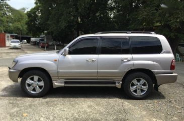 Selling Used Toyota Land Cruiser 2003 in Pasig