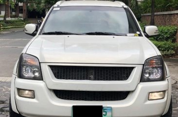 Selling Isuzu Alterra 2006 in Pasig