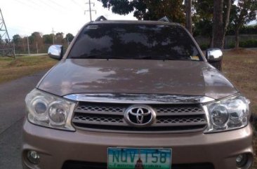 2nd Hand Toyota Fortuner 2010 at 100000 km for sale