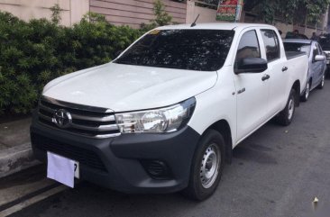 Selling Toyota Hilux 2016 Manual Diesel in Manila