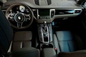 For sale 2018 Porsche Macan Automatic Gasoline 