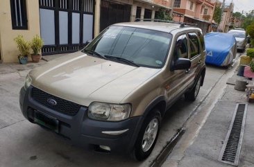 Selling Ford Escape 2004 Automatic Gasoline in Quezon City