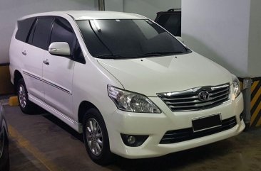 Selling Toyota Innova 2014 Automatic Diesel at 40000 km in Quezon City