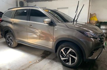 Selling Toyota Rush 2019 in Quezon City