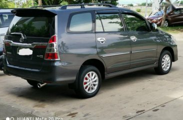 Selling Used Toyota Innova 2015 in Laoag