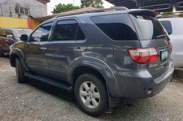 Selling Toyota Fortuner 2011 Automatic Diesel in Quezon City