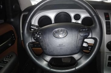 Selling Toyota Sequoia 2010 Automatic Gasoline in Quezon City