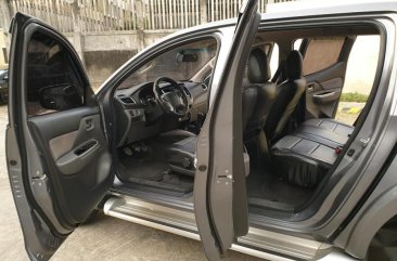 For sale 2017 Mitsubishi Strada Manual Diesel in Pasig