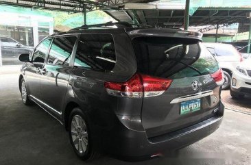 Sell Grey 2013 Toyota Sienna at Automatic Gasoline at 22000 km in Quezon City